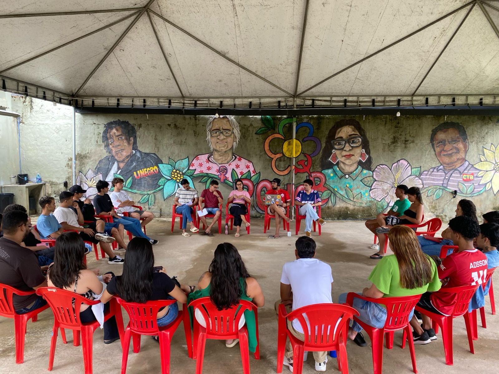 União da Juventude Socialista em Rio Branco trabalha a formação política de novos líderes